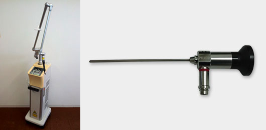 鼻粘膜レーザー（左）と硬性内視鏡（右）