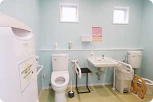 多目的トイレ